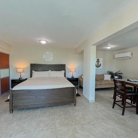 Island Charm Culebra Studios & Suites Isla Culebra Exterior photo